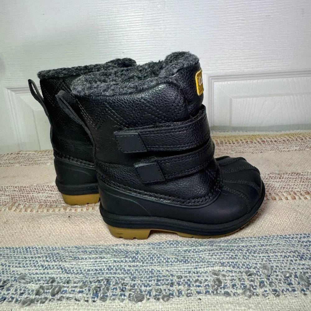 Cat & Jack Black Boots with Gray Lining